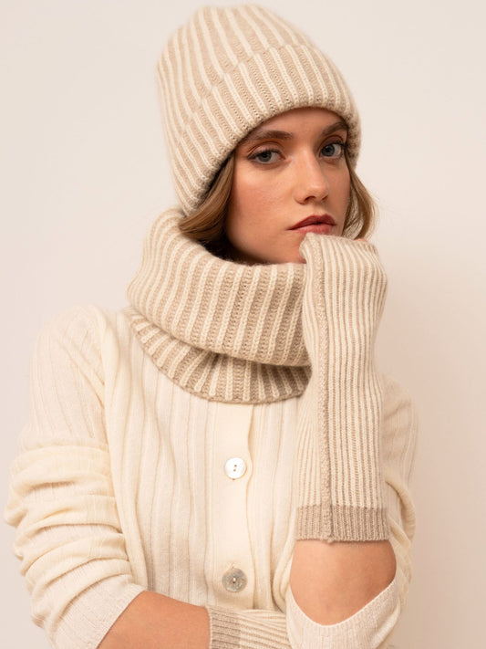 Two-tone cashmere hat