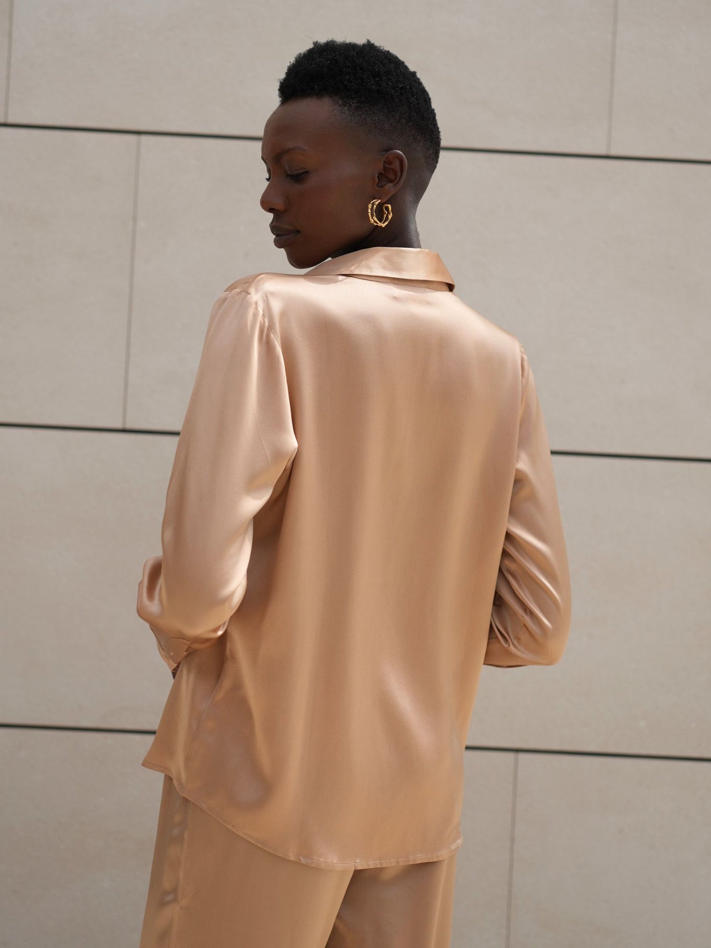 Blusa Diana de seda latte