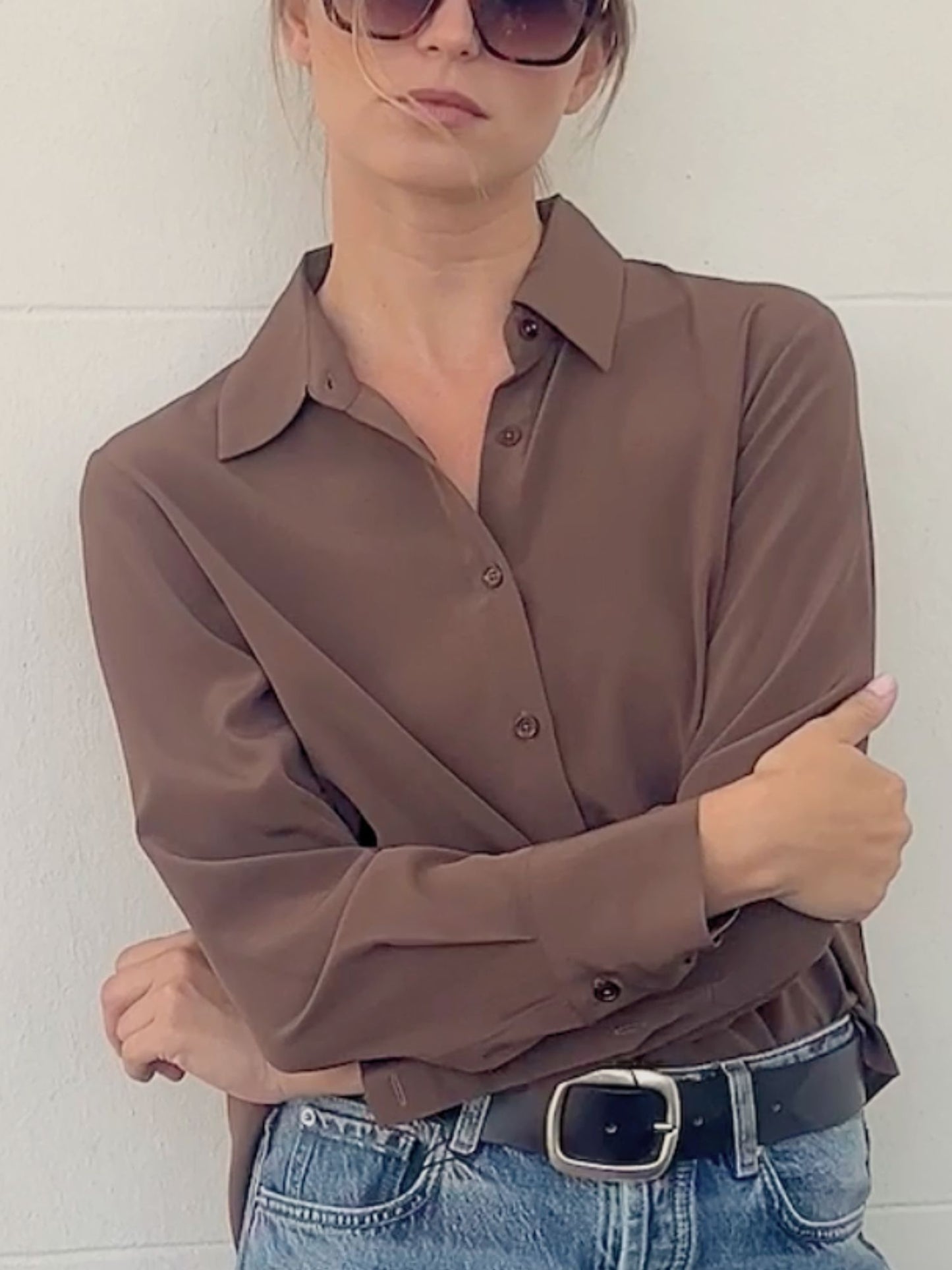 Blusa Bianca de seda marrón