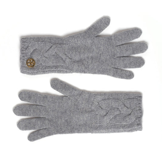 Gray cable-knit cashmere gloves