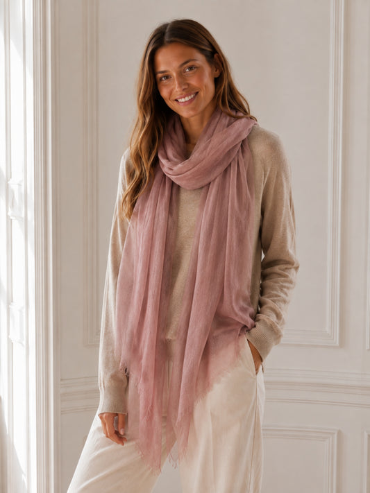 fular ultra fino de cashmere en color rosa oscuro