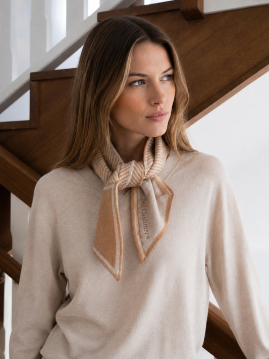 Pañuelo de cashmere rayas beige