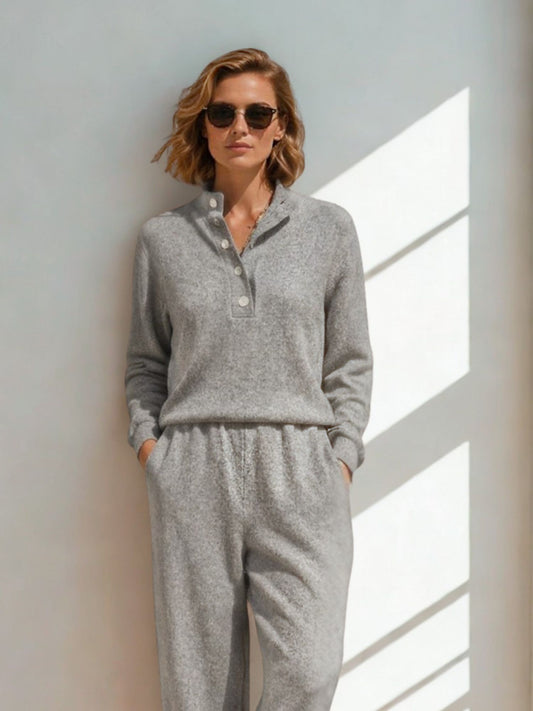 Emi grauer Pullover