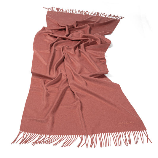 Estola/ bufanda grande con flecos rosa oscuro