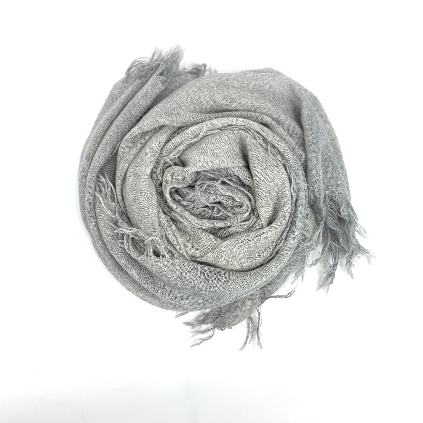 fular de cashmere fino con flecos gris