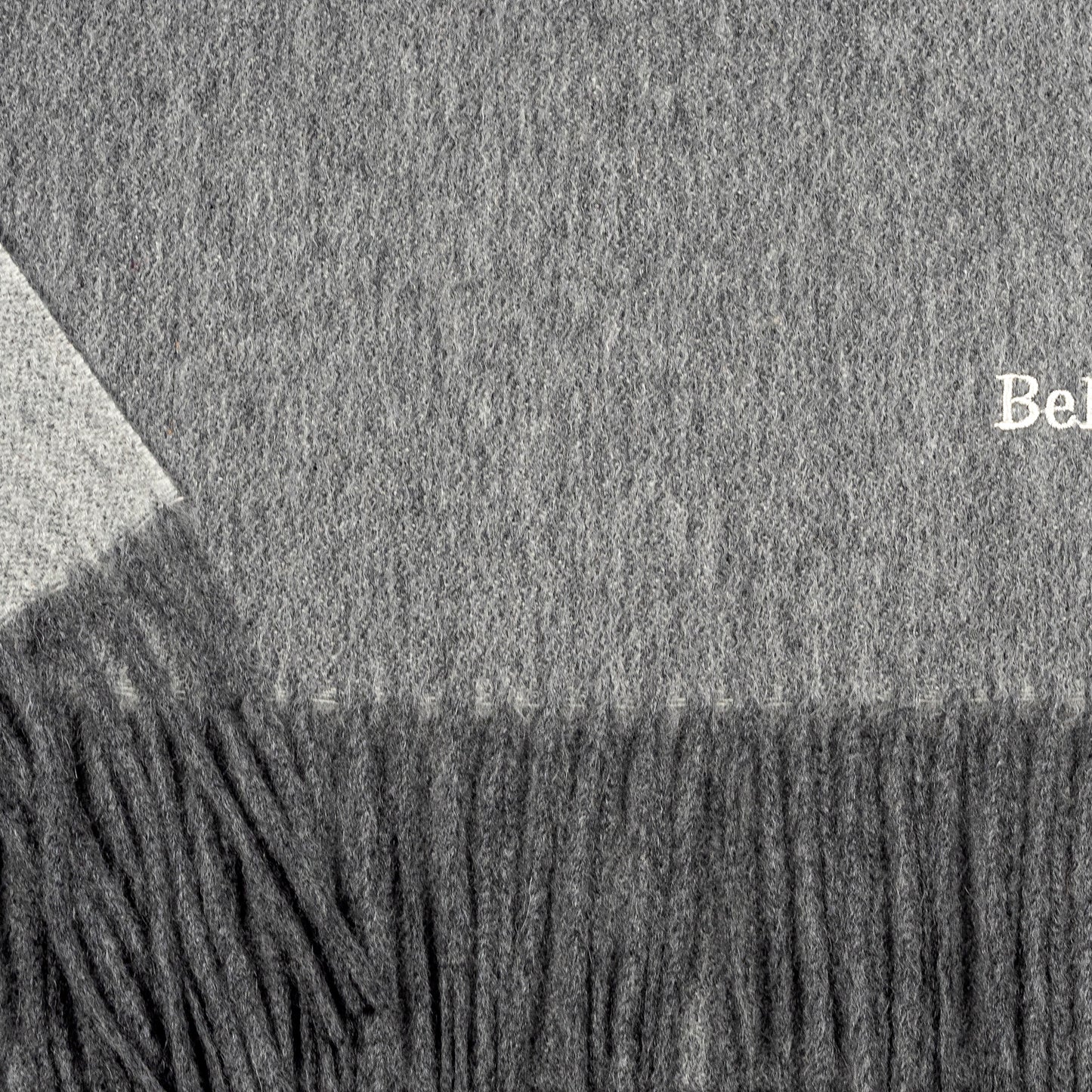 Bufanda de cashmere de doble faz gris y blanca