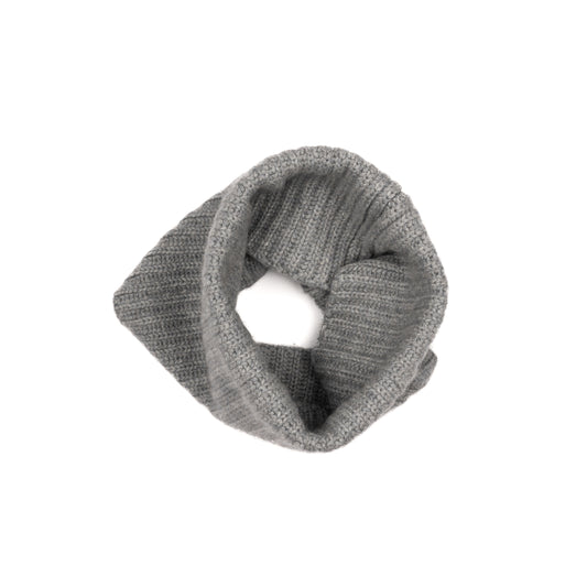Gray cashmere snood