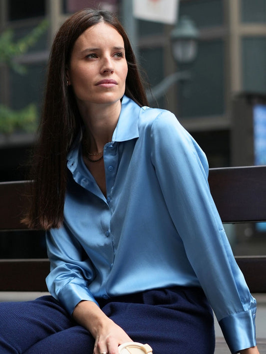 Blusa Diana de seda azul
