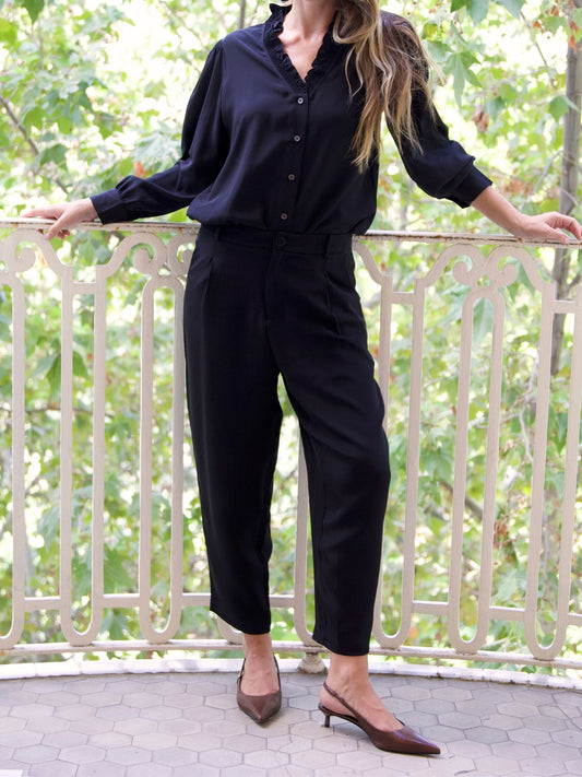 Pantalón Milán de pinzas de crêpe negro