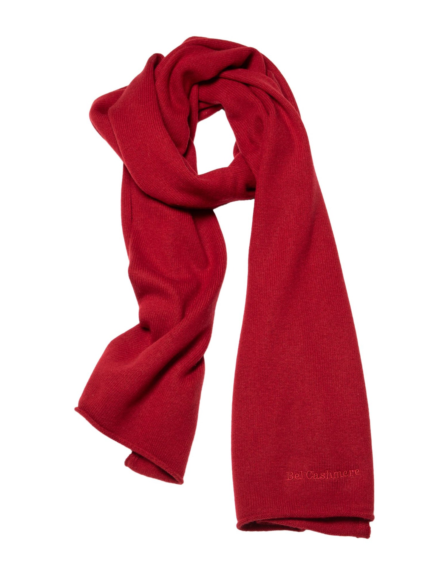 Large maroon knit scarf