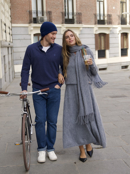 Brushed gray cashmere scarf