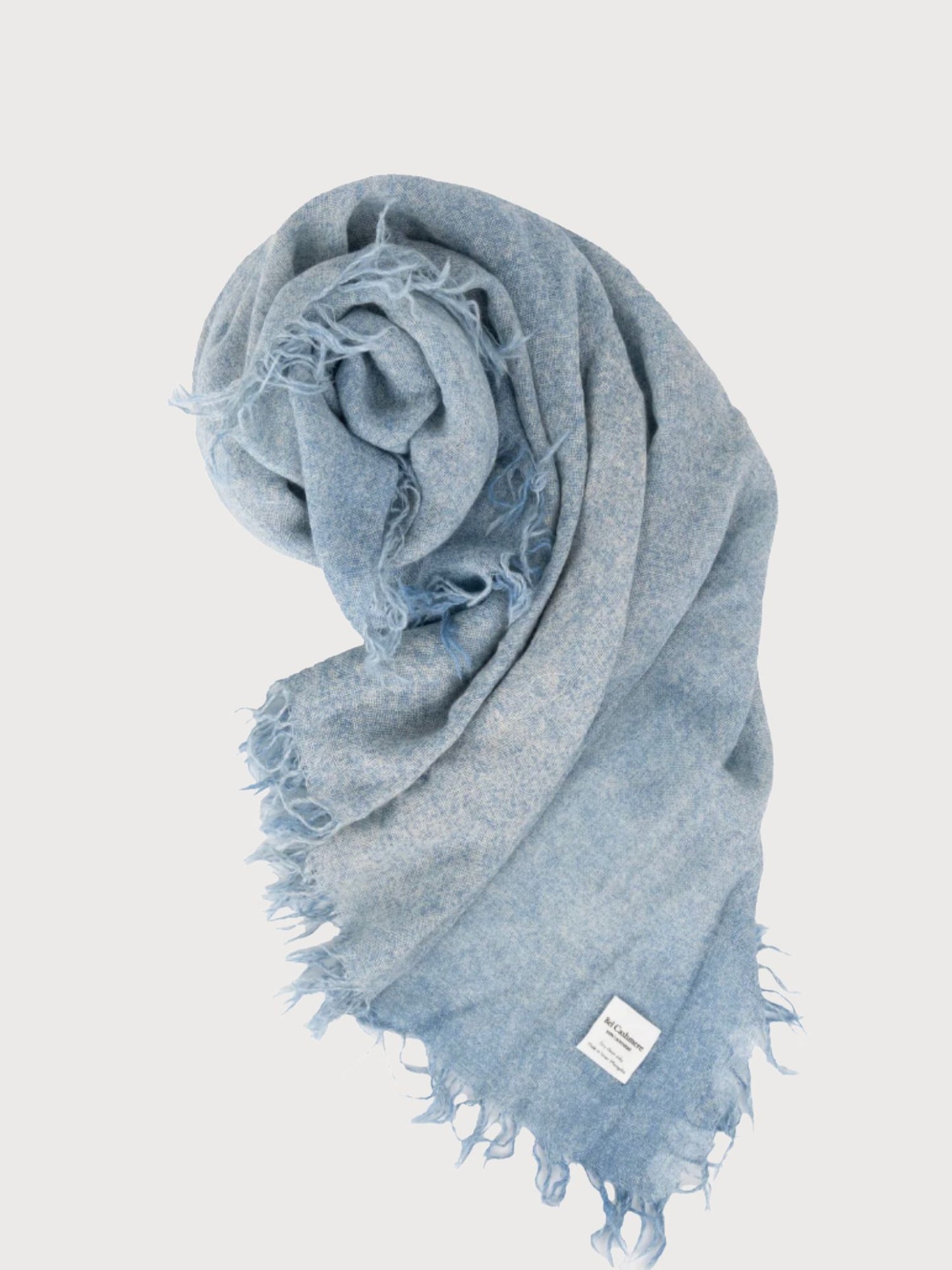 fular de cashmere fino con flecos azul desgastado